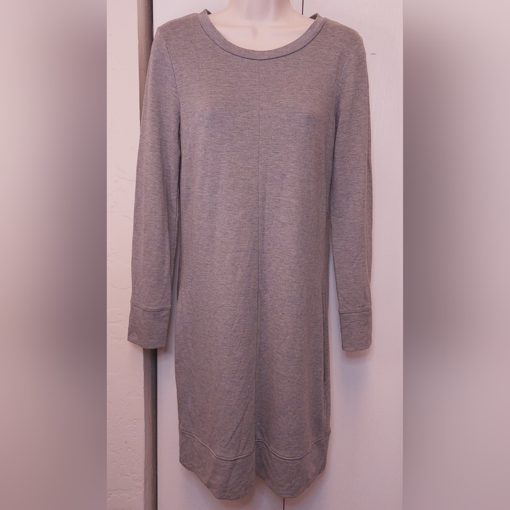 Adrienne Vittadini Grey Knit Sheath Dress Size Small Long Sleeve Everyday Comfy
